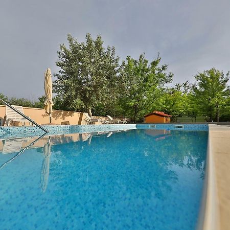 Mobile Home Grbe Nin Exterior foto